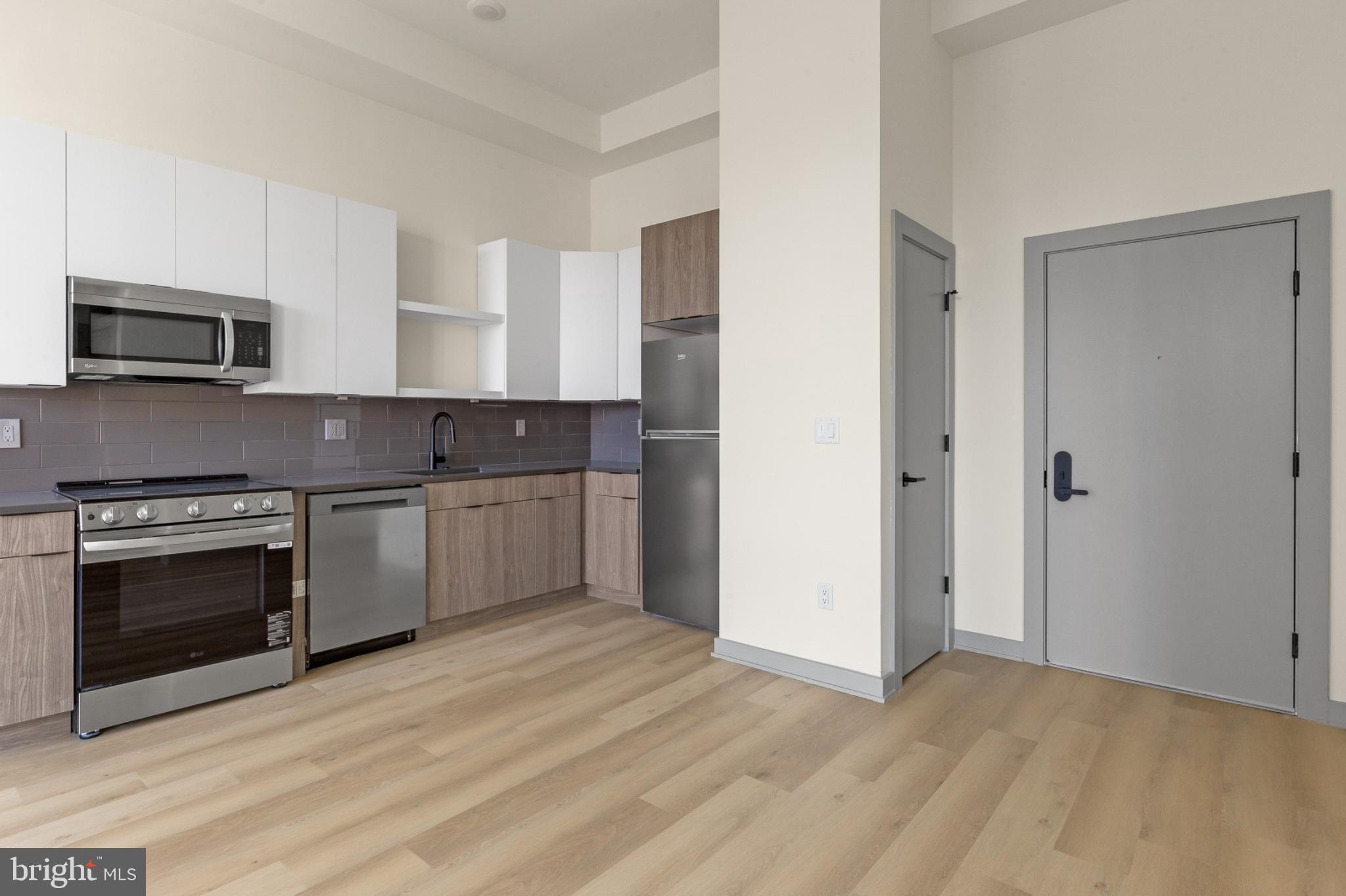 SPRING GARDEN - Residential Lease