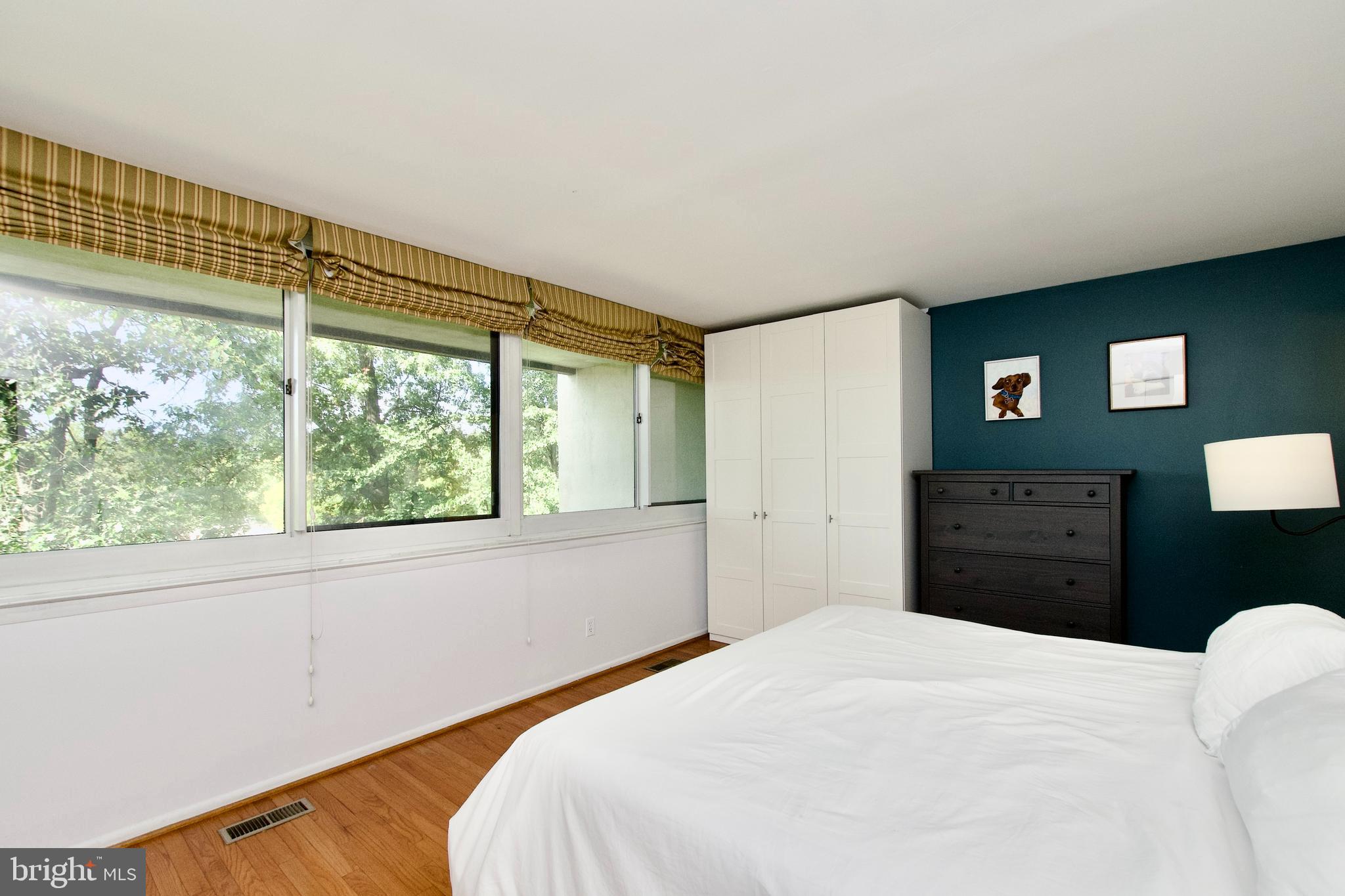 CONCORD MEWS - Residential Lease