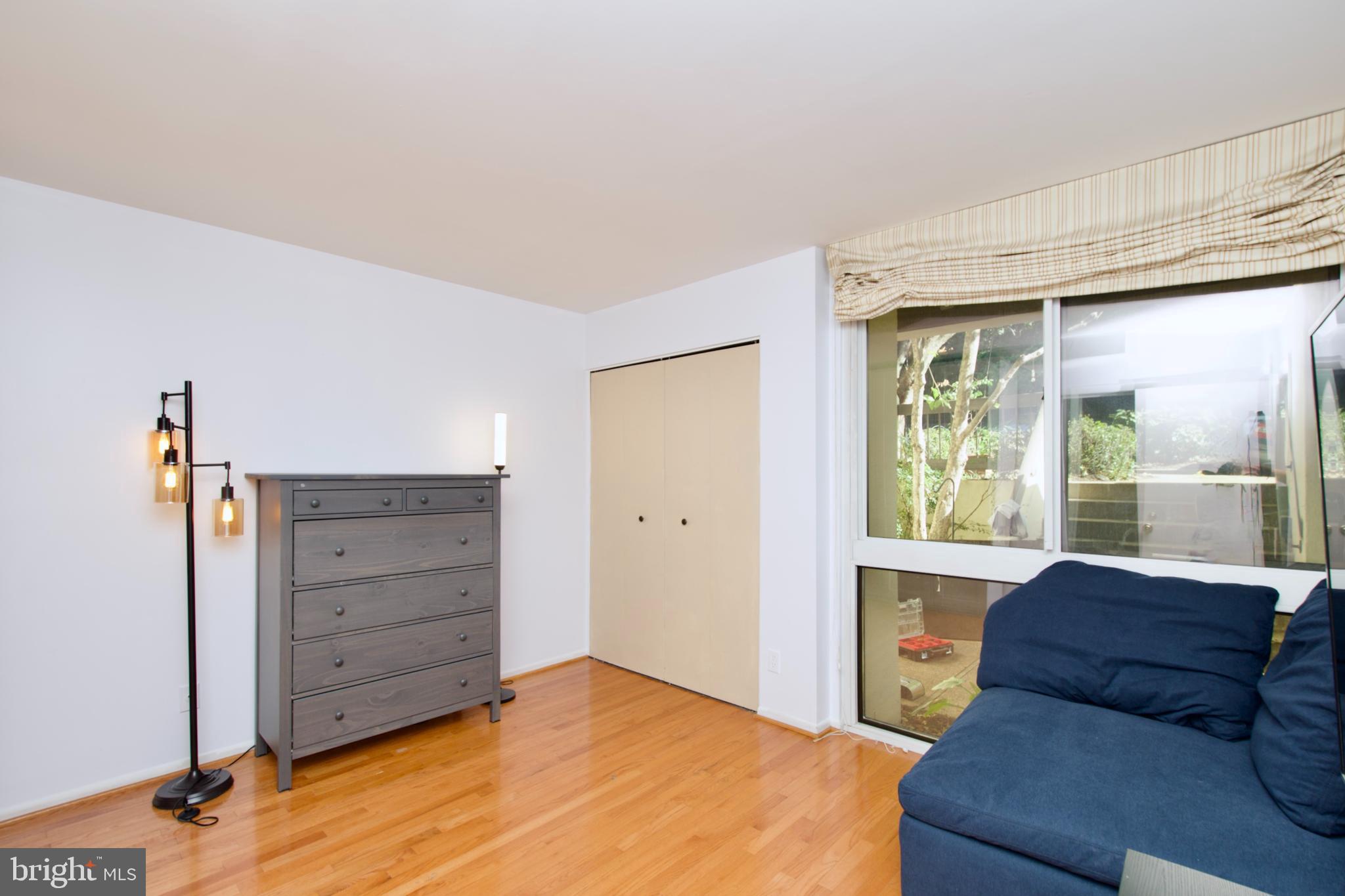 CONCORD MEWS - Residential Lease