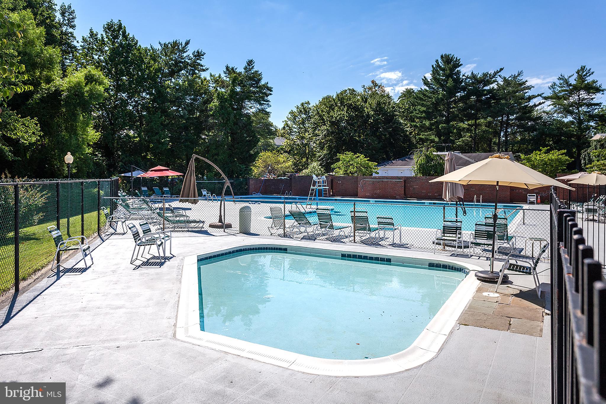 THE COLONIES - Residential