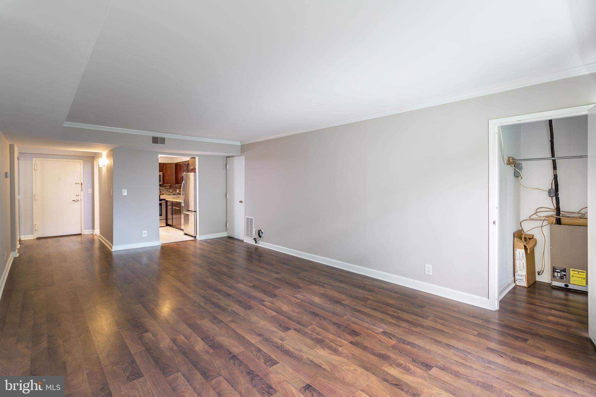 THE COLONIES - Residential