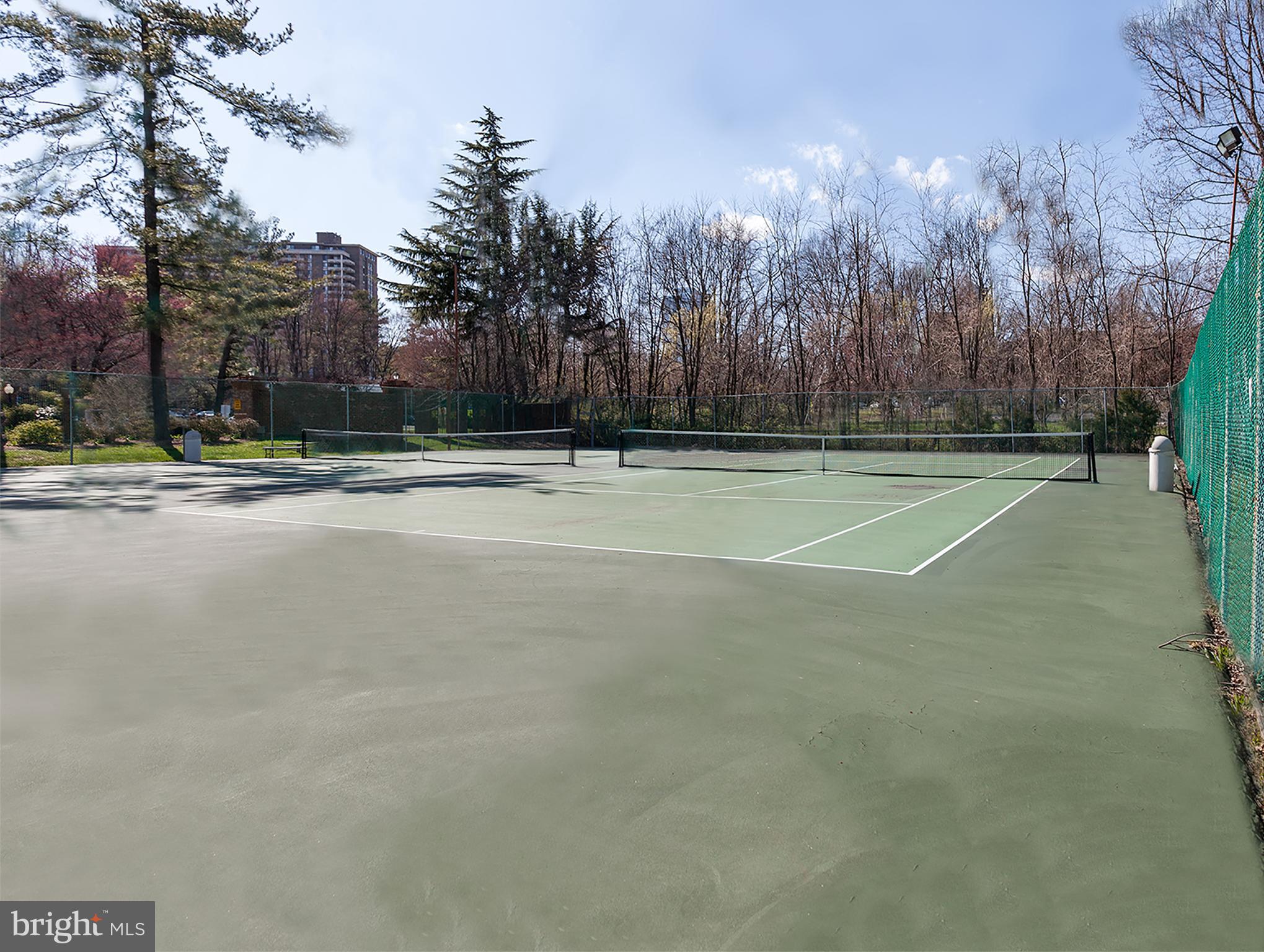 THE COLONIES - Residential