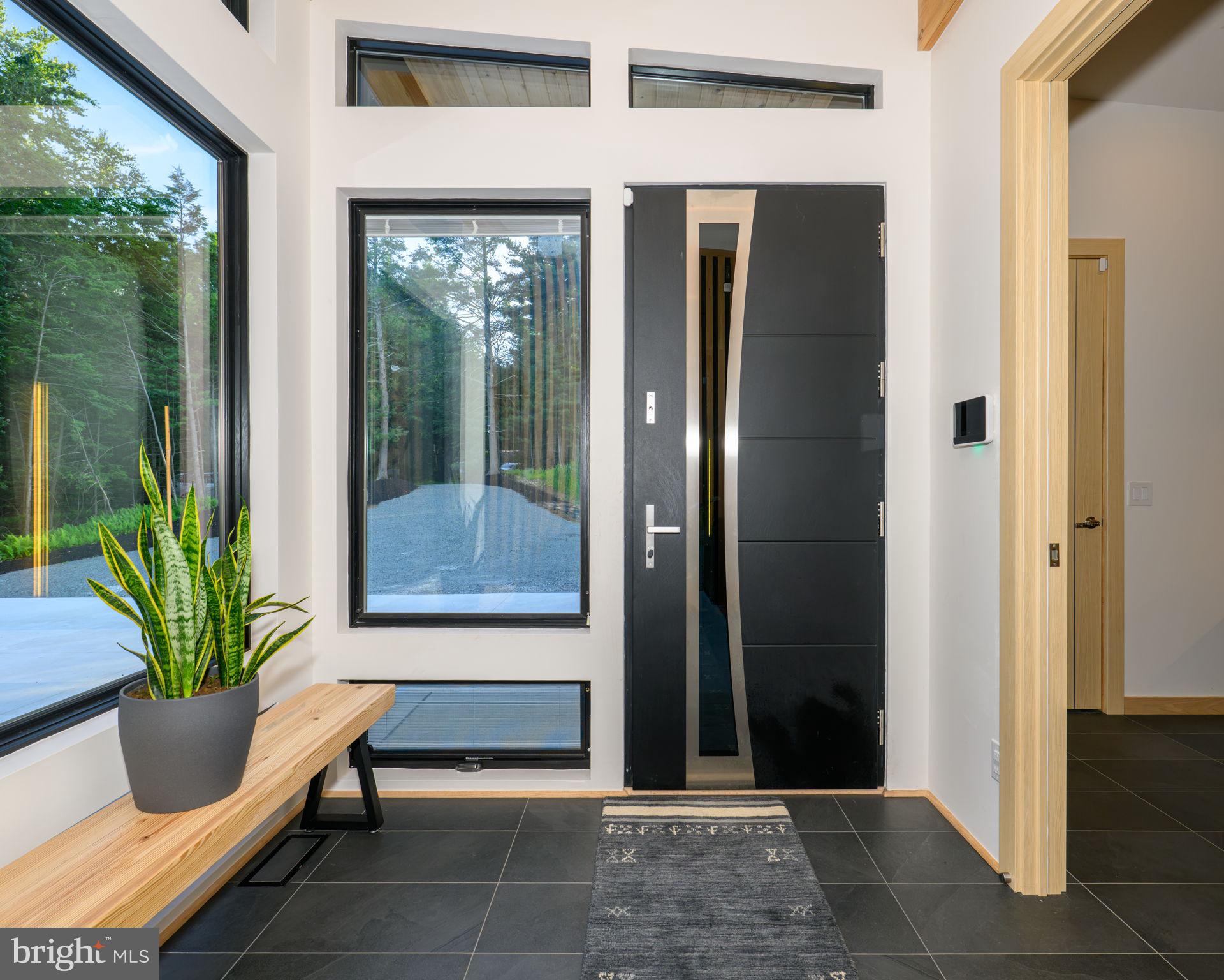 265 LA MONTAGE DRIVE