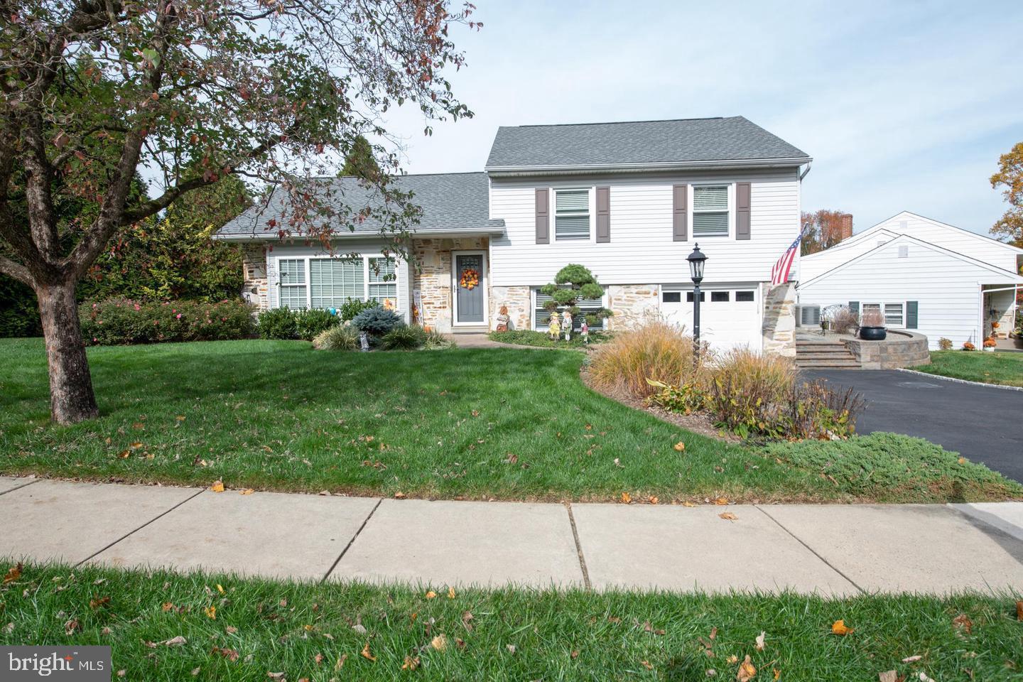 1014 ANNA ROAD