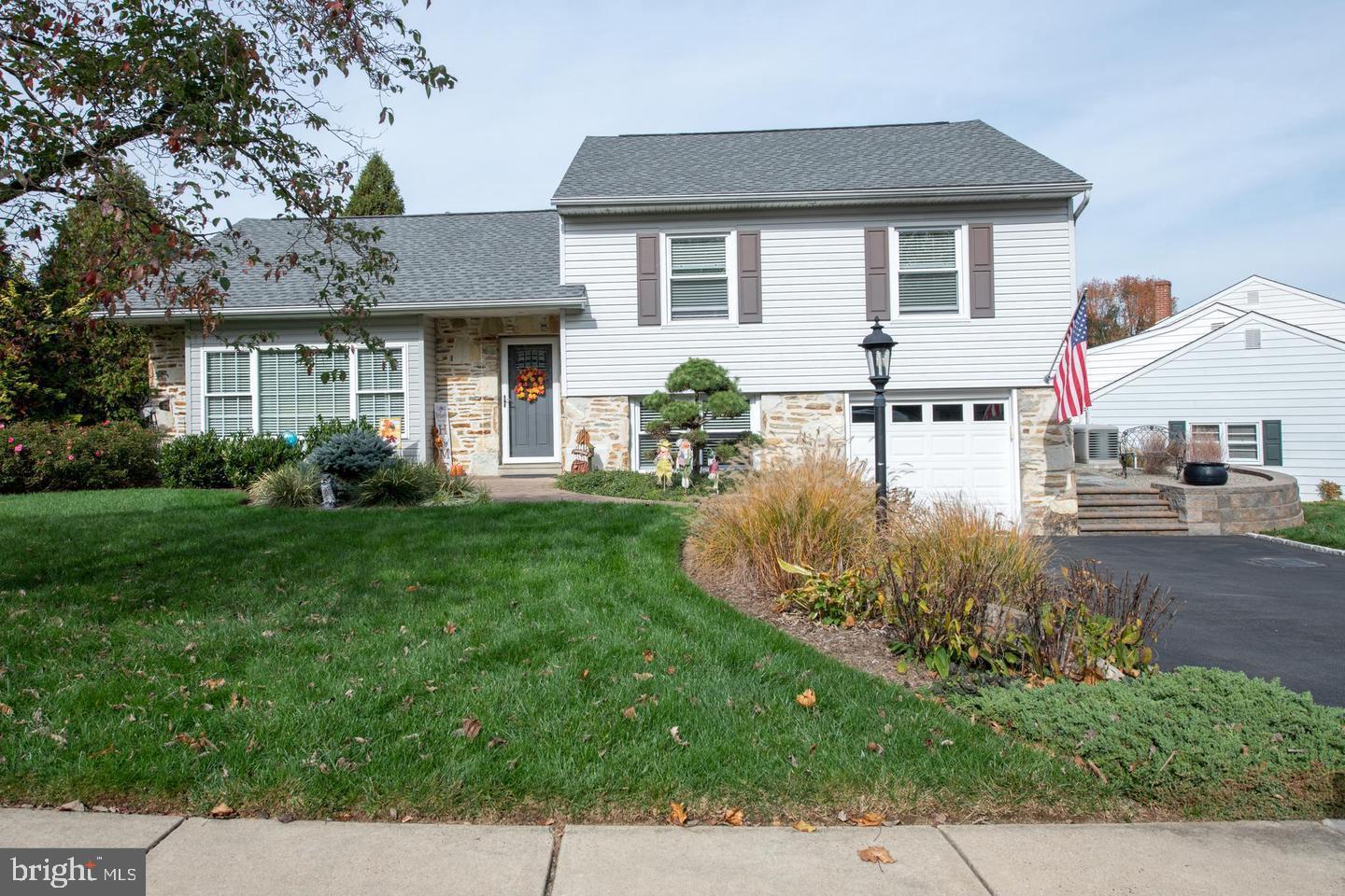 Move-In Ready Gem in Award-Winning Abington School District!
Welcome to this beautiful 3-bedroom, 2.5-bath single-family home, offering modern comfort and timeless charm. From the moment you arrive, you'll be captivated by the meticulously maintained front lawn and inviting paver walkway leading to the entrance.
This home boasts an open-concept design with cathedral ceilings and gleaming hardwood floors throughout the main level. The spacious living room features a stunning floor-to-ceiling stone gas fireplace, perfect for cozy nights in. The gourmet eat-in kitchen is a chef’s dream, complete with granite countertops, a large island, and a dining area. Step outside from the kitchen to the covered patio, an ideal space for outdoor dining and relaxation.
The lower level offers a second family room, a convenient half bath, and a laundry area. The private backyard with a paver patio provides the perfect setting for entertaining guests.
Upstairs, you'll find three generously sized bedrooms and two full baths. The primary suite features its own en-suite bath, while the second bedroom offers a pull-down attic for additional storage. All bedrooms are carpeted with ample closet space.
Additional highlights include:
✔ Large crawl space for extra storage
✔ Roof replaced approx. 6 years ago
✔ Tankless hot water heater (2016)
✔ High-efficiency, two-zone HVAC system (2016)
✔ Updated electrical wiring & copper water lines
✔ Whole-house generator for peace of mind
✔ Public water, public sewer, and gas heat
This move-in-ready home is a rare find in a highly desirable neighborhood. Don’t miss your chance—schedule your showing today!