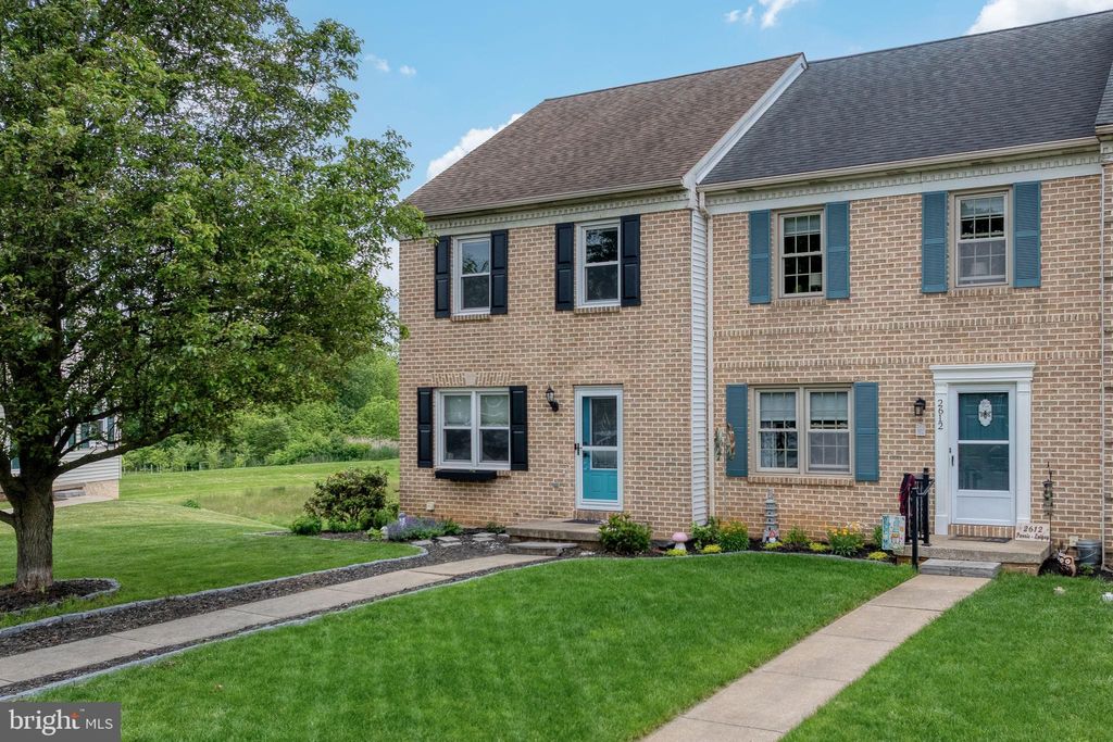 Photo of 2614 Northfield Drive, EAST PETERSBURG, PA 17520 (MLS # PALA2070520)