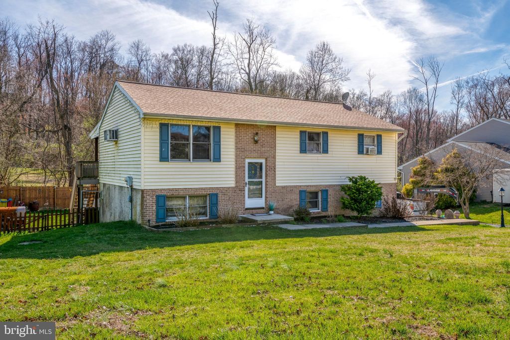 Photo of 10 Peach Lane, Conestoga, PA 17516 (MLS # PALA2045292)