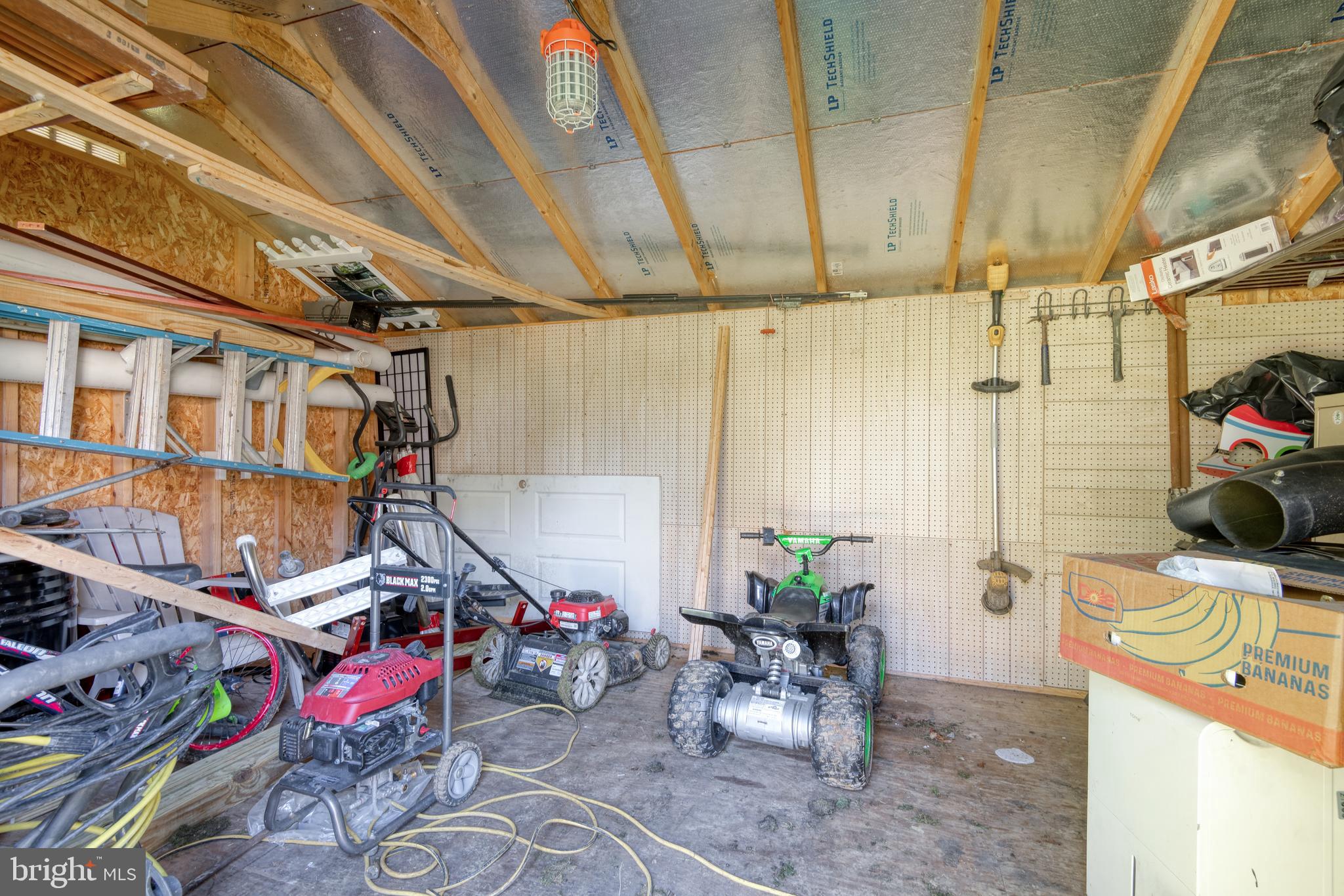 ORCHARD HILLS - Residential