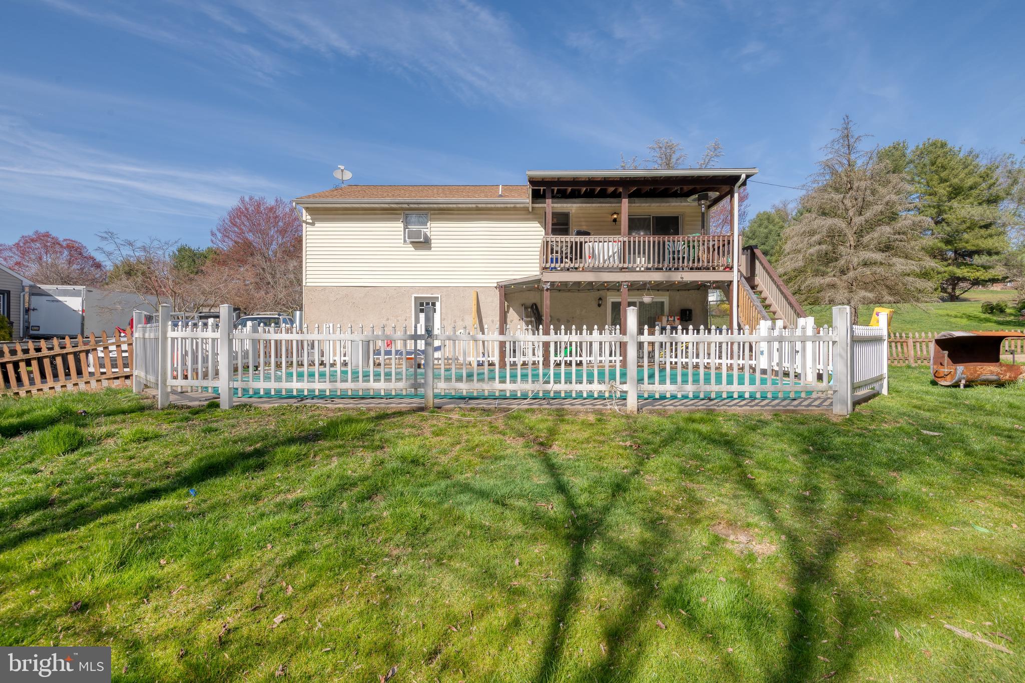 ORCHARD HILLS - Residential