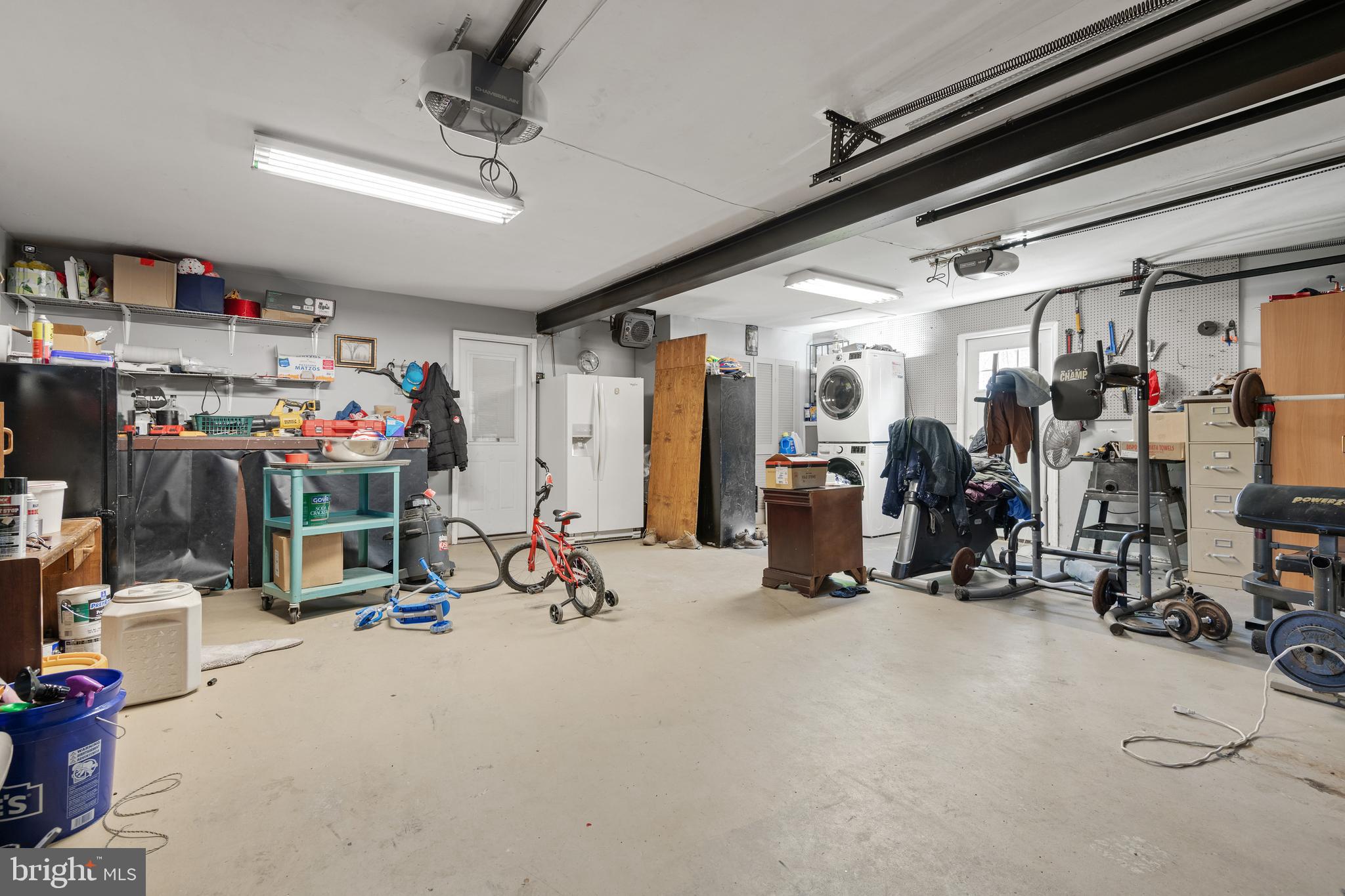 ORCHARD HILLS - Residential