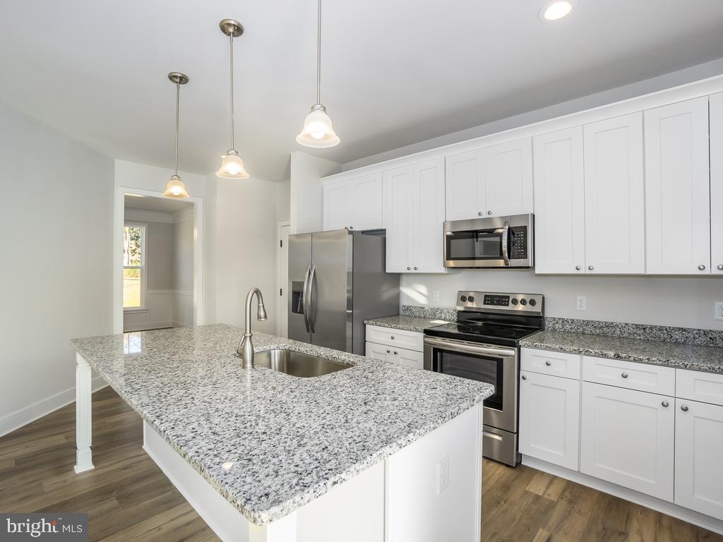 WYNDEMERE - Residential