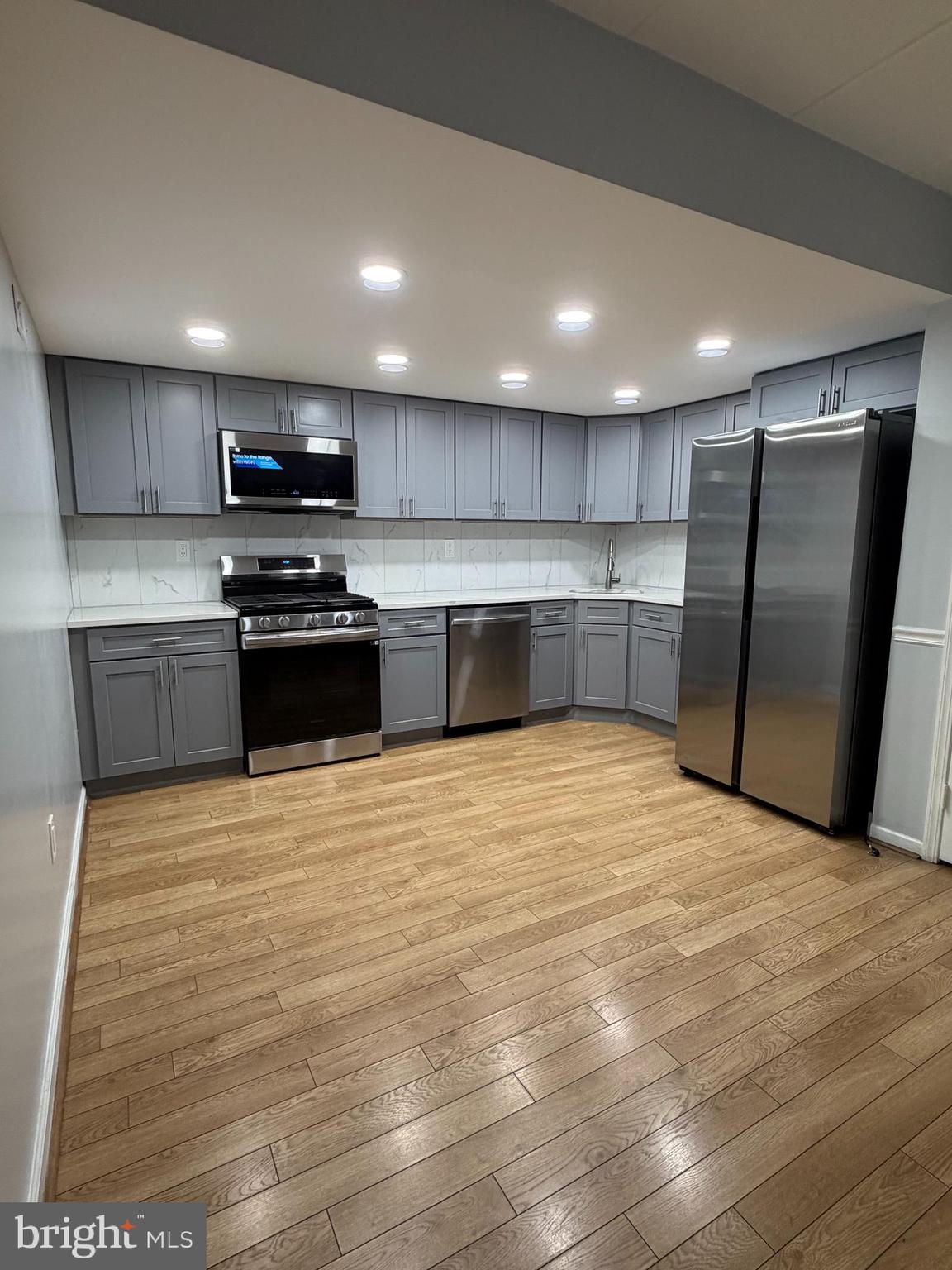 12021 BUSTLETON AVENUE 11