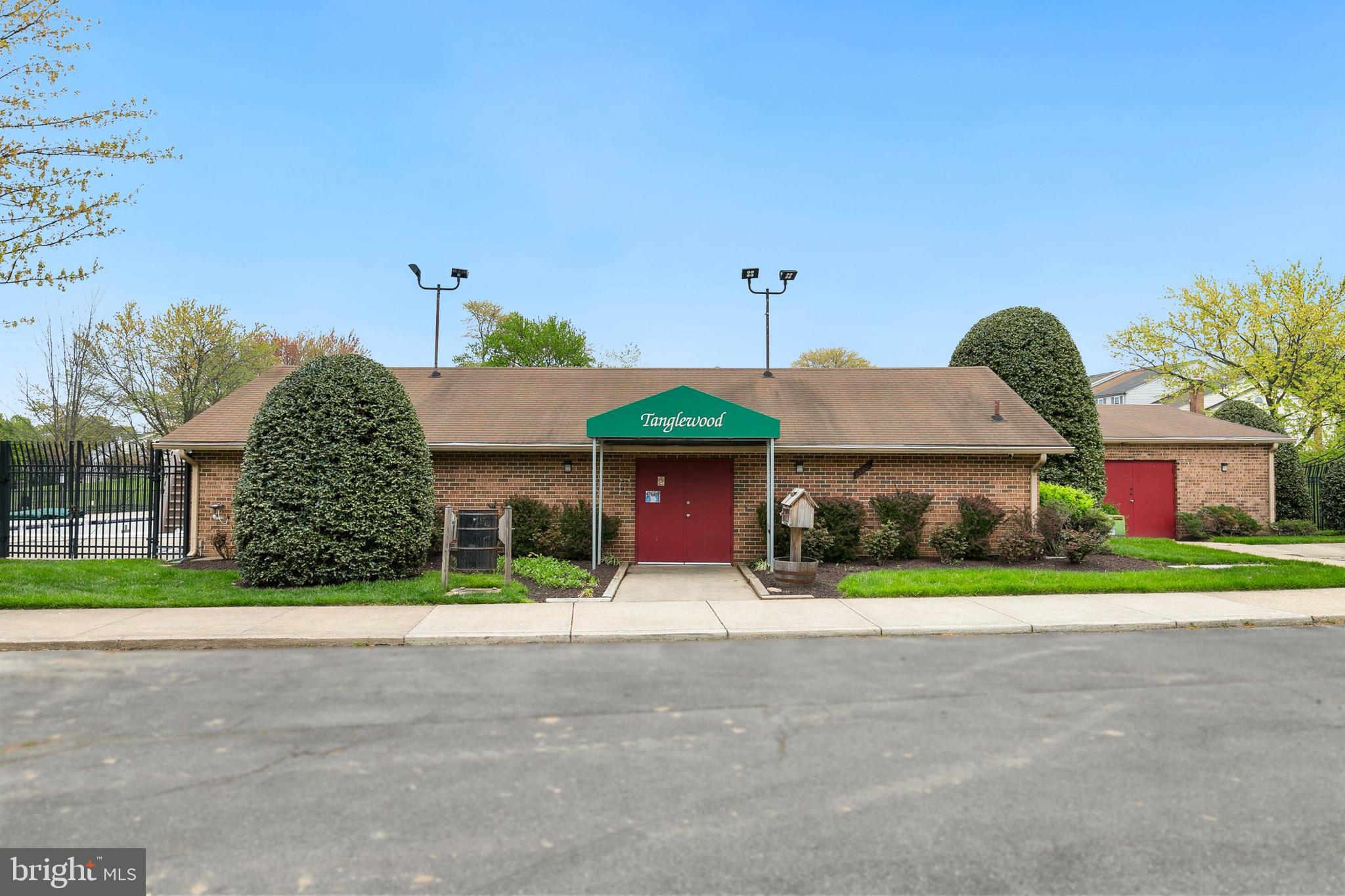 TANGLEWOOD - Residential