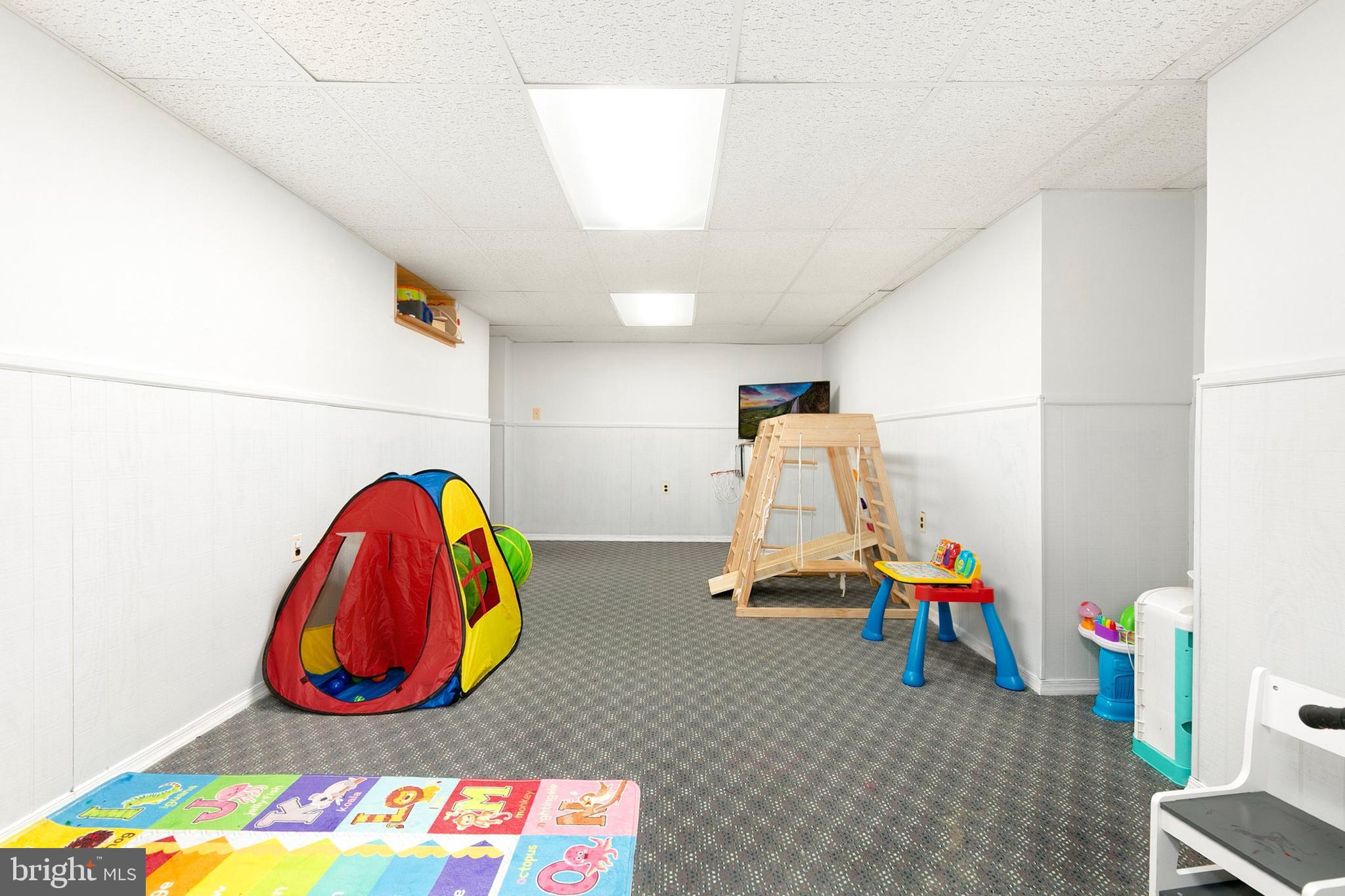 TANGLEWOOD - Residential