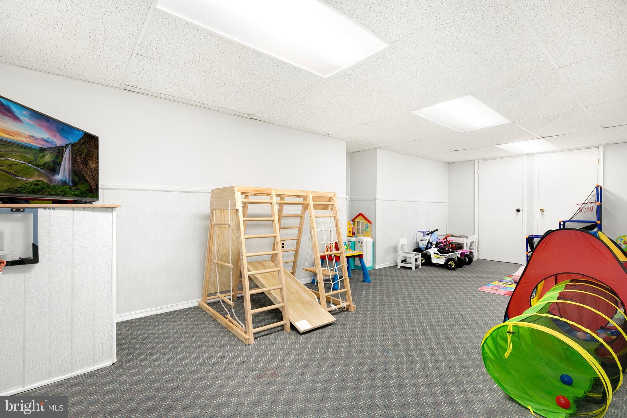 TANGLEWOOD - Residential