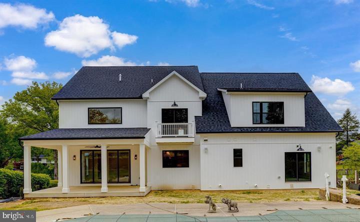 2511 PORT LANE