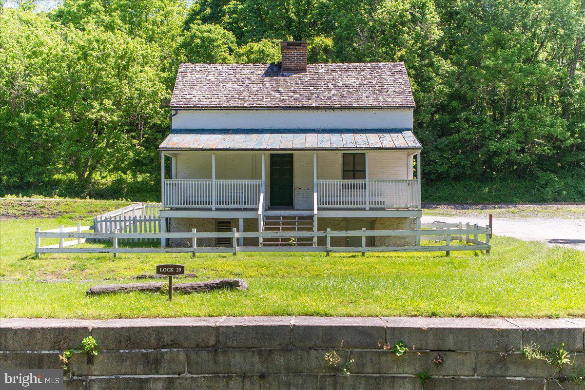 SUNRISE ESTATES - Residential