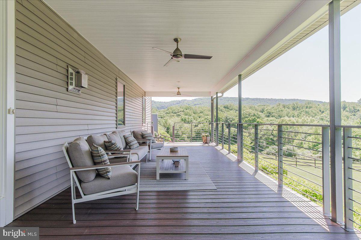 SUNRISE ESTATES - Residential