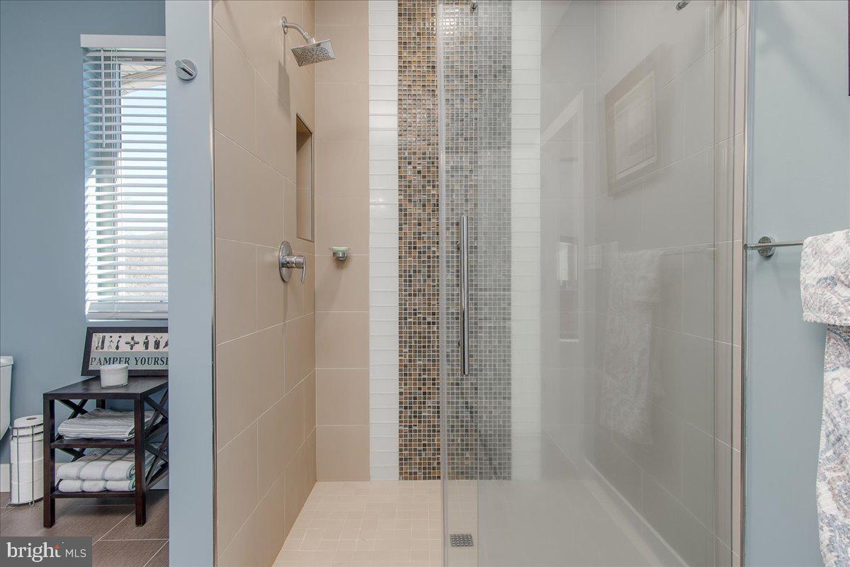 SUNRISE ESTATES - Residential