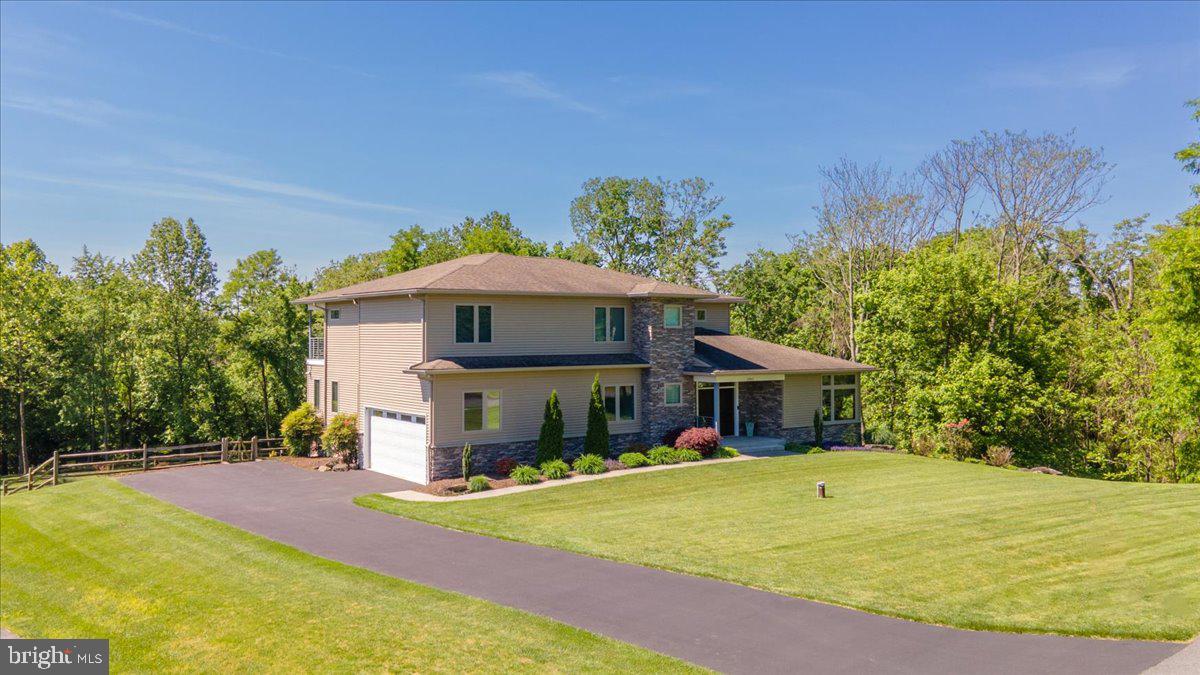 SUNRISE ESTATES - Residential