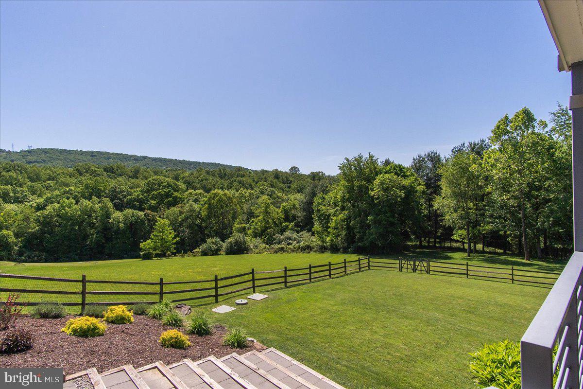 SUNRISE ESTATES - Residential