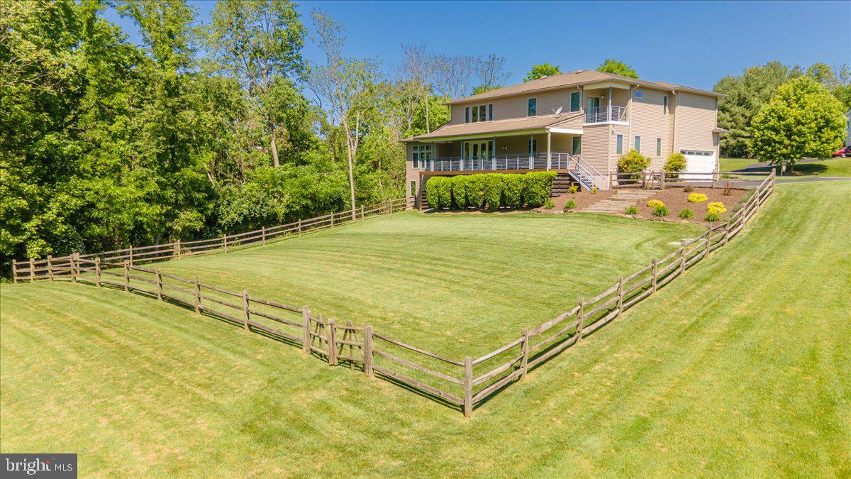 SUNRISE ESTATES - Residential