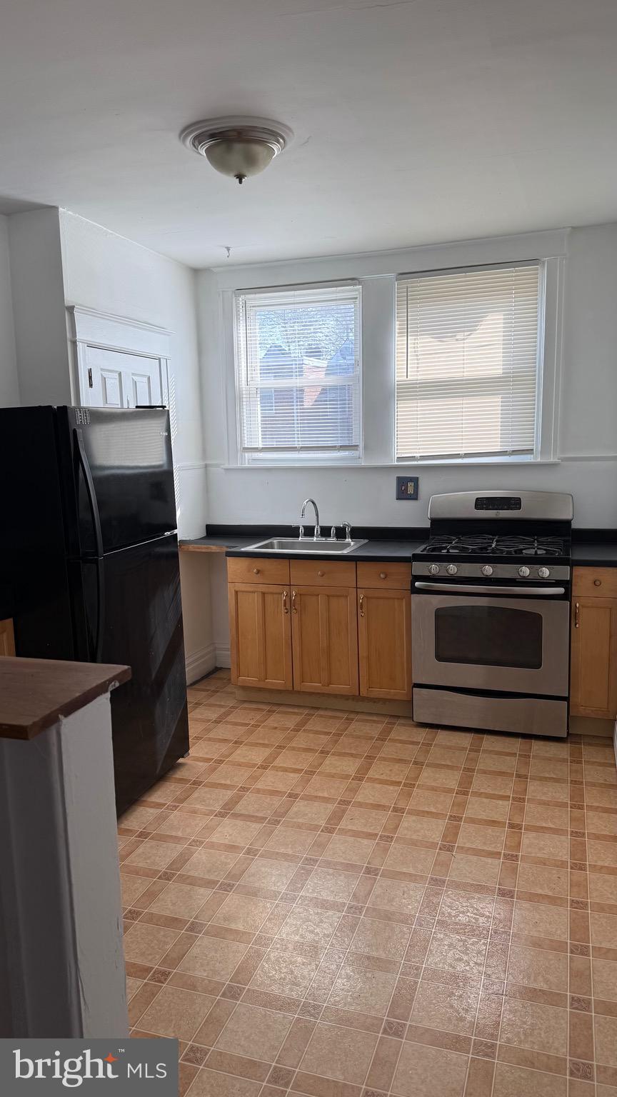 PHILADELPHIA (NORTHEAST) - Residential