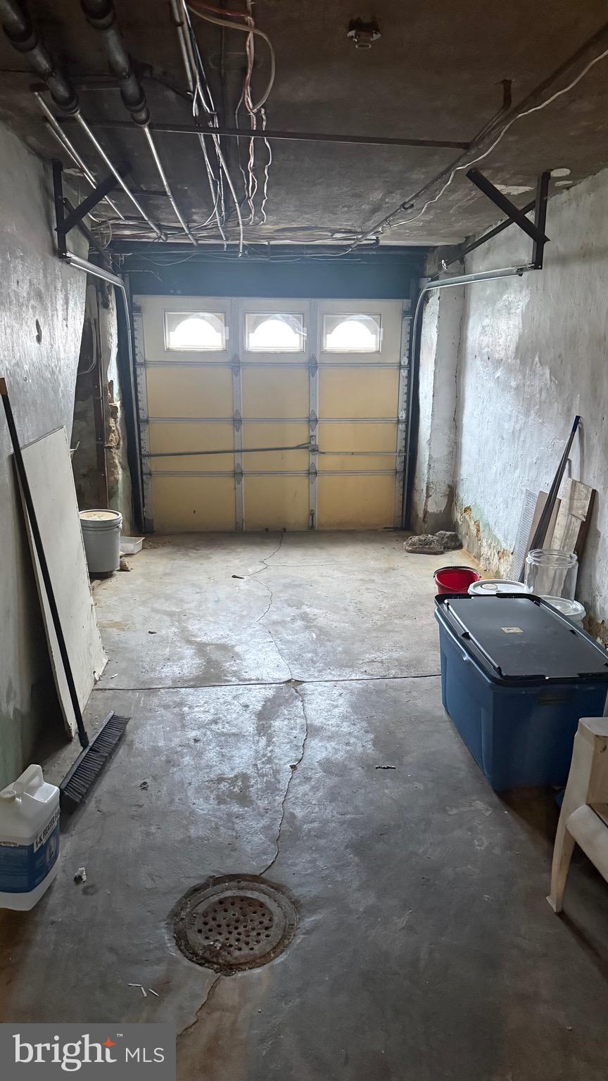 PHILADELPHIA (NORTHEAST) - Residential