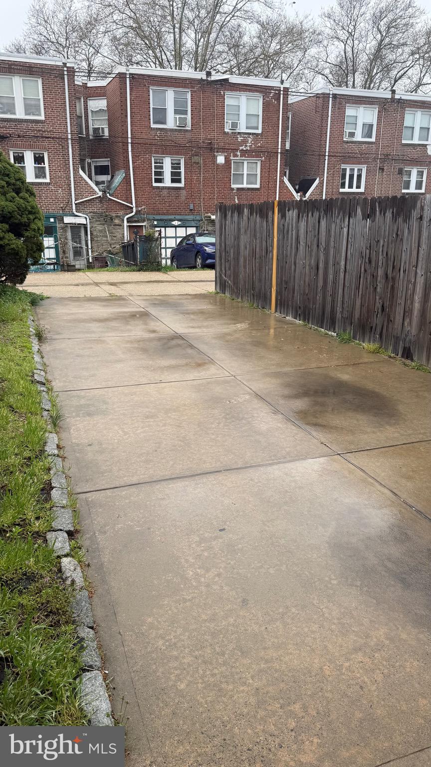 PHILADELPHIA (NORTHEAST) - Residential