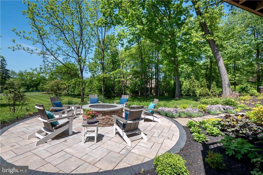 WEYHILL WOODS - Residential