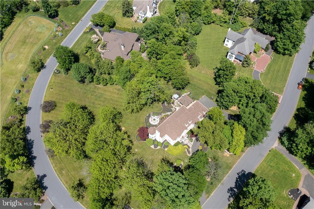 WEYHILL WOODS - Residential