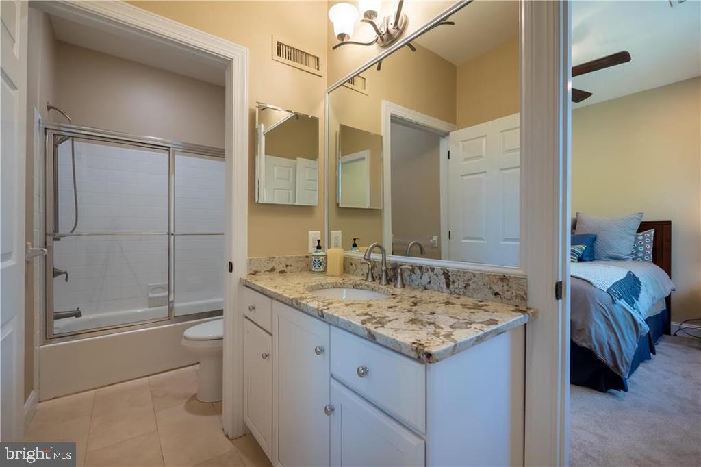 WEYHILL WOODS - Residential