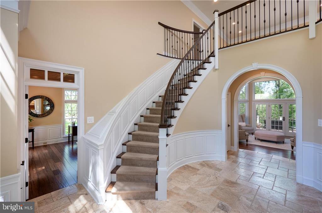 WEYHILL WOODS - Residential