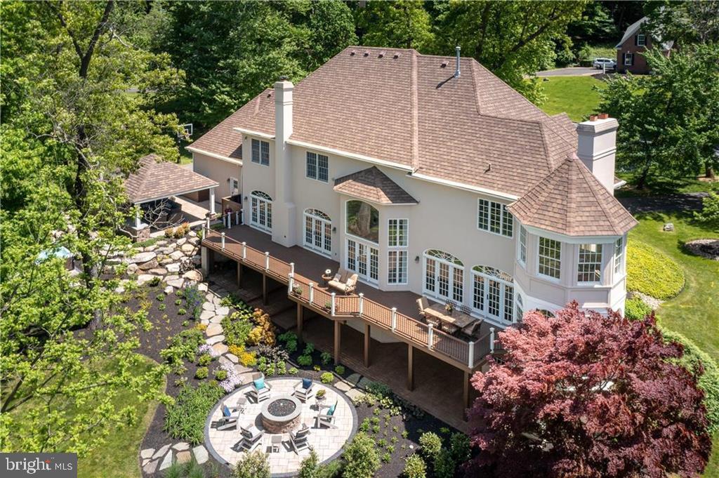 WEYHILL WOODS - Residential