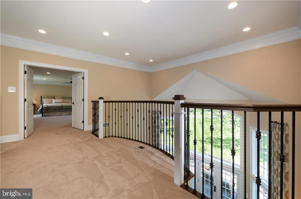 WEYHILL WOODS - Residential