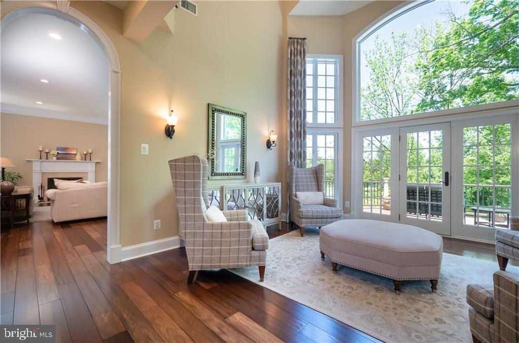 WEYHILL WOODS - Residential