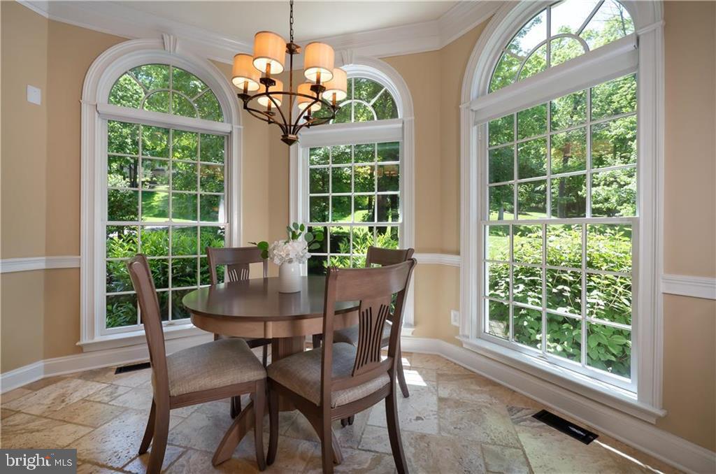 WEYHILL WOODS - Residential