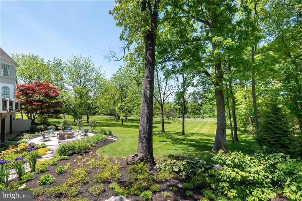 WEYHILL WOODS - Residential