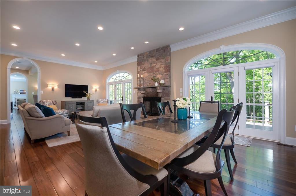 WEYHILL WOODS - Residential