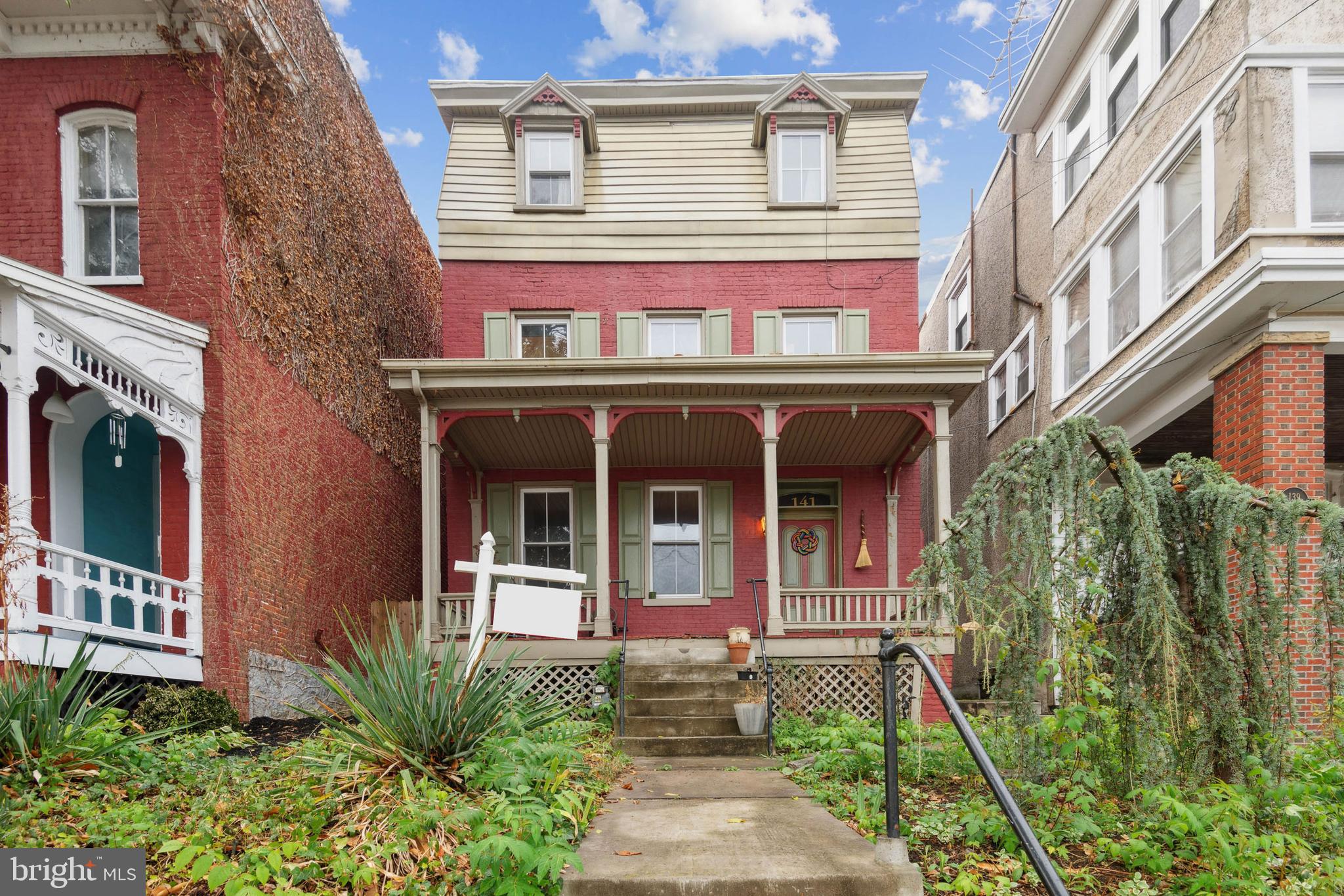 HISTORIC DISTRICT - Residential