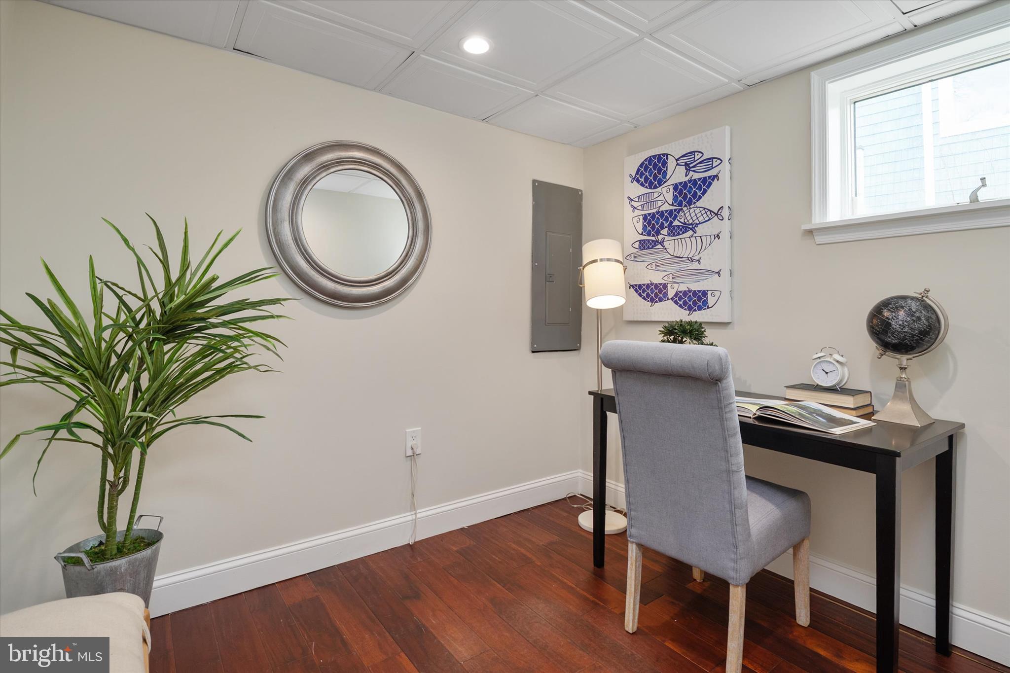 UPPER MAGOTHY BEACH - Residential