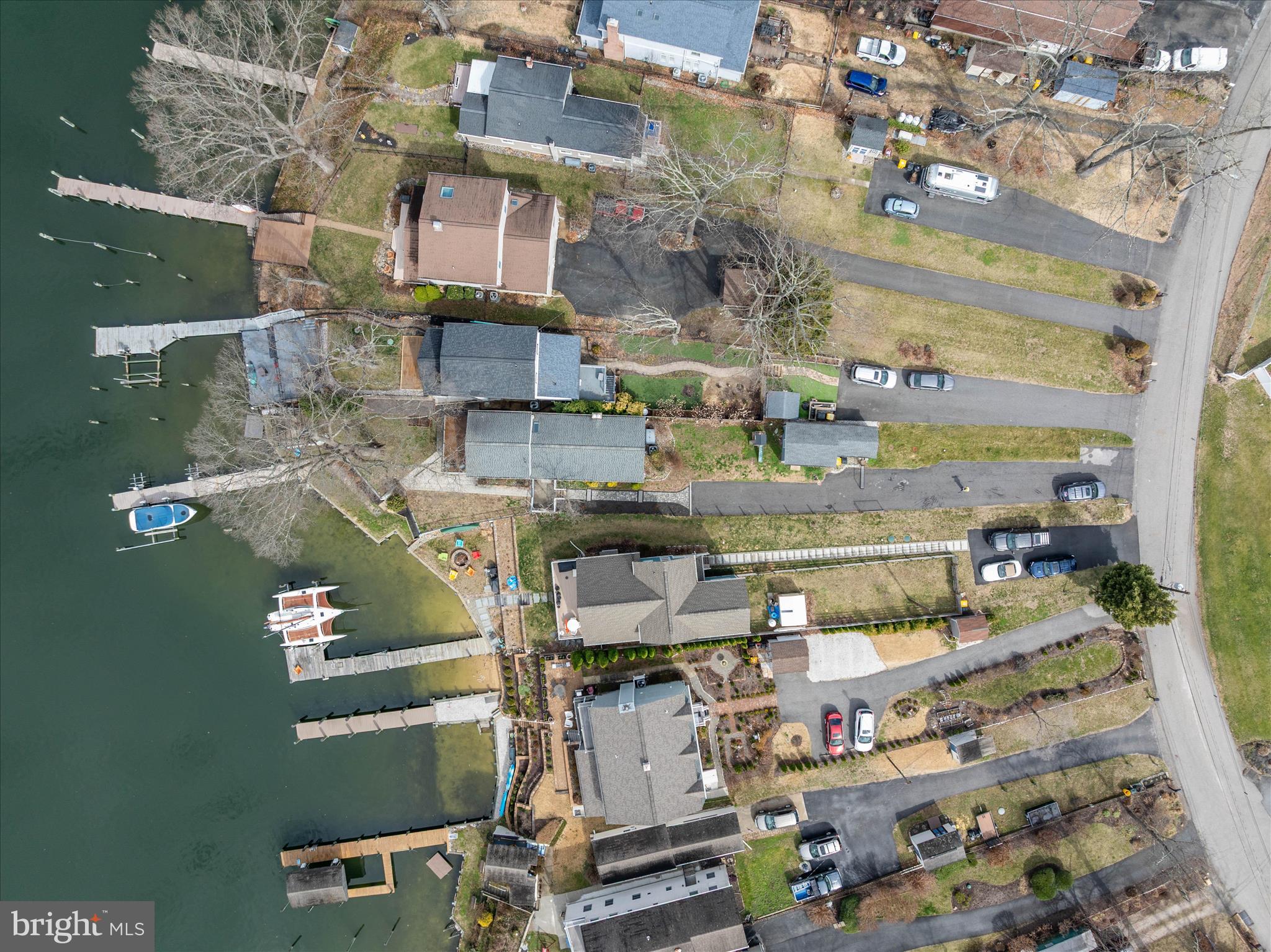 UPPER MAGOTHY BEACH - Residential