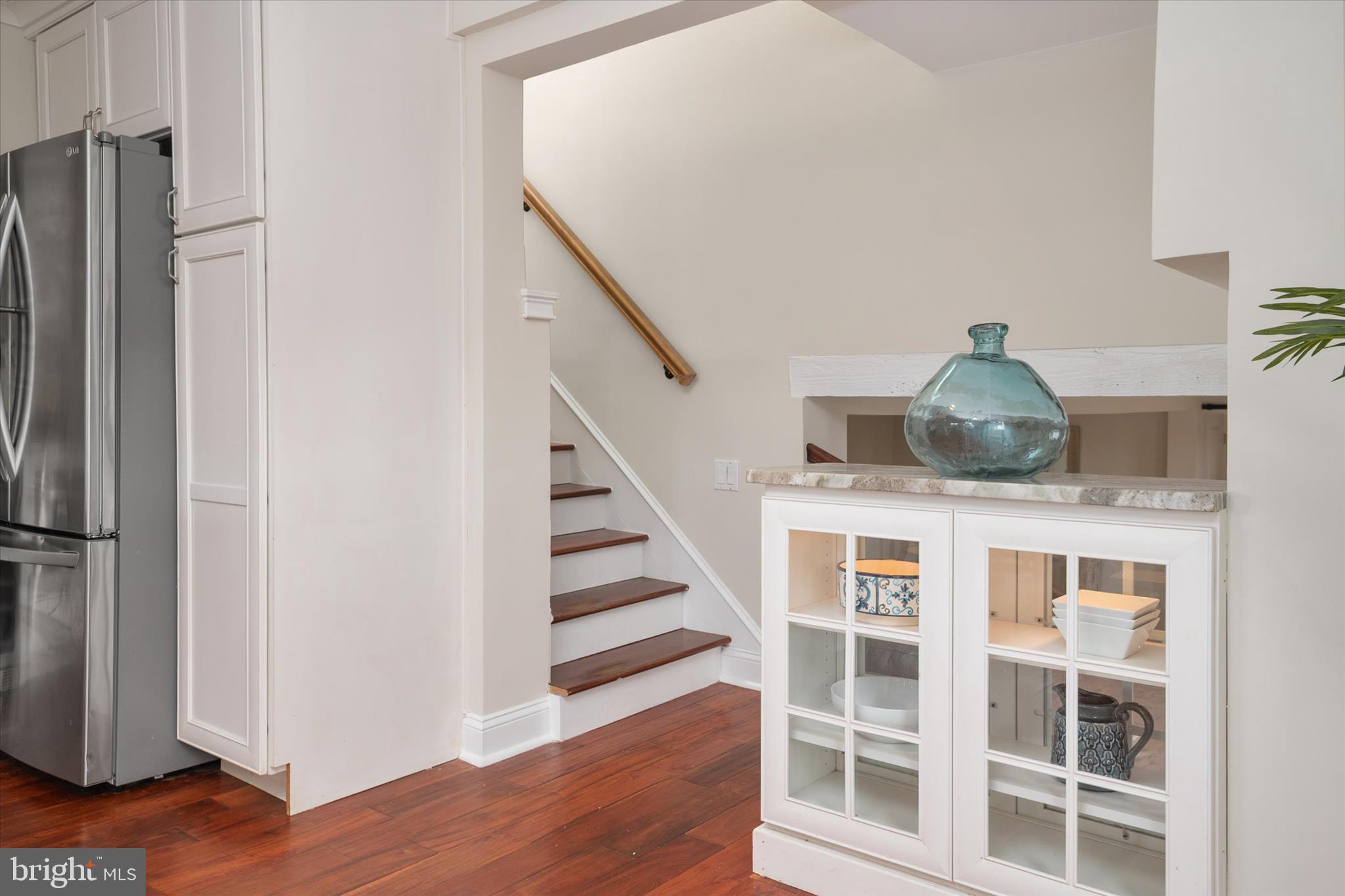 UPPER MAGOTHY BEACH - Residential