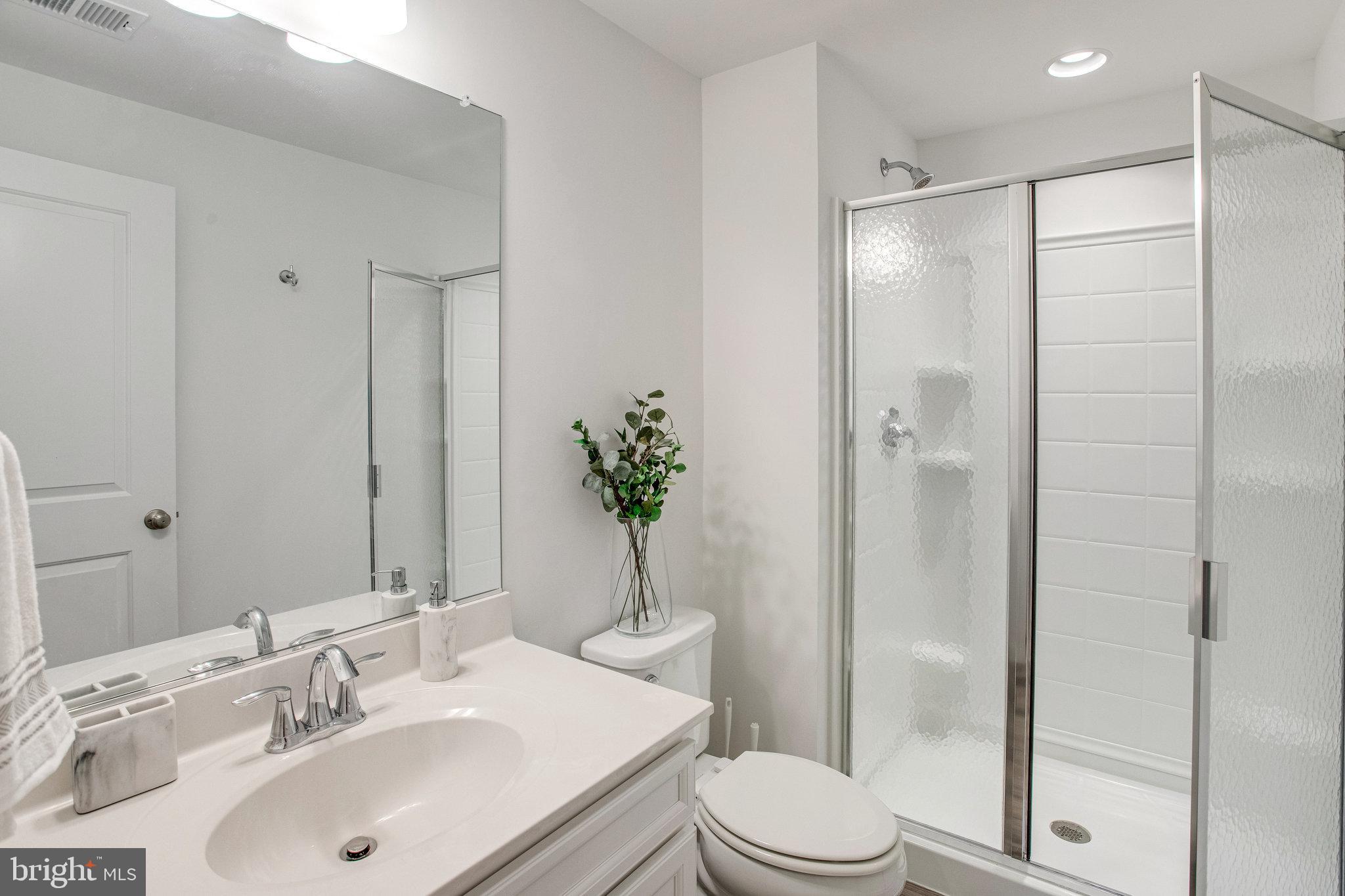 EMBREY MILL - Residential Lease