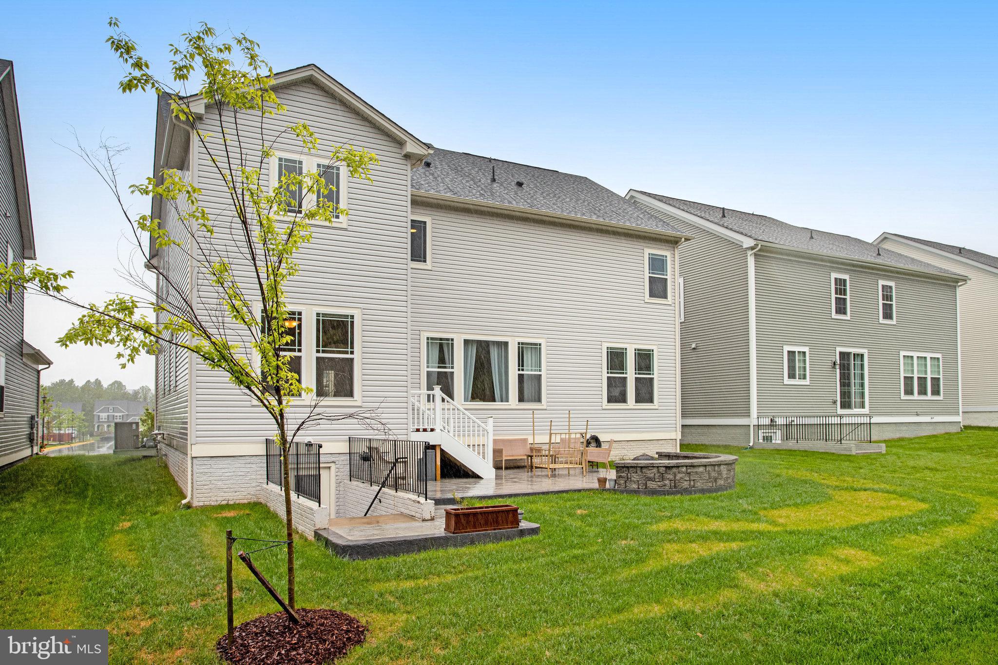 EMBREY MILL - Residential Lease