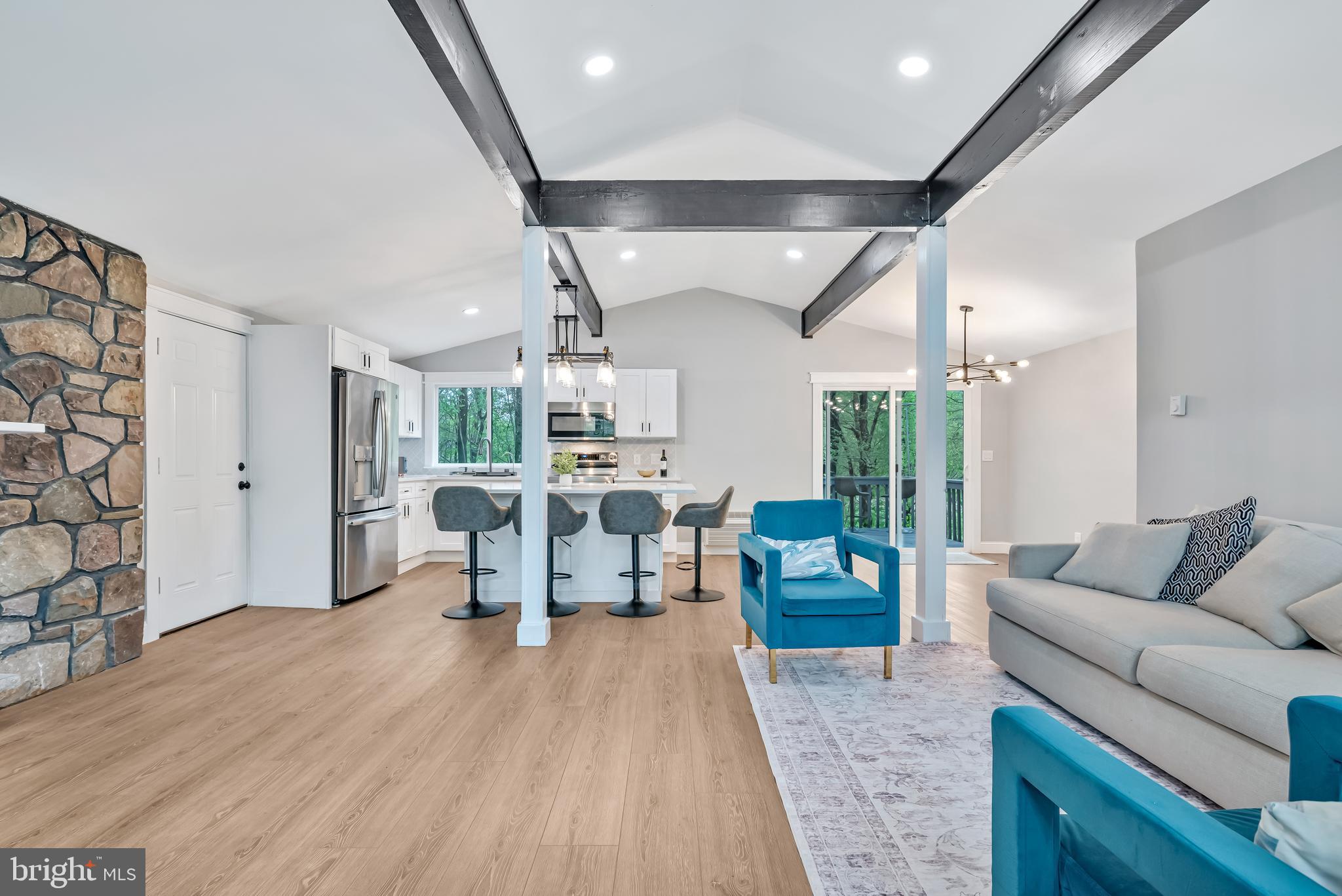POCONO COUNTRY PLACE - Residential