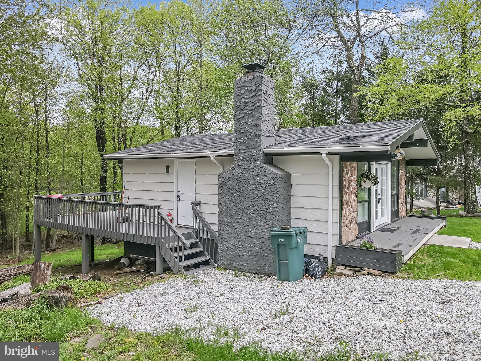 POCONO COUNTRY PLACE - Residential