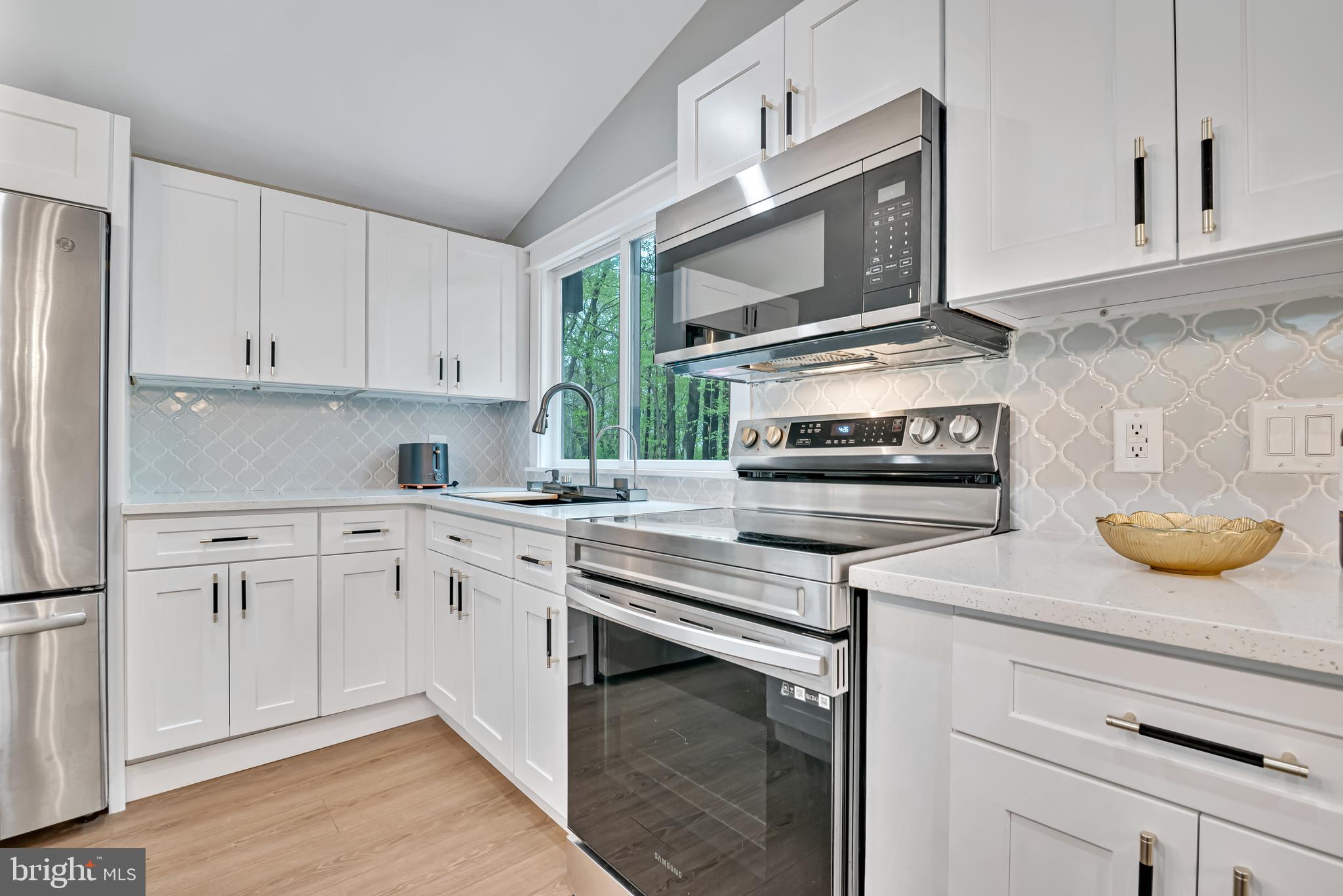 POCONO COUNTRY PLACE - Residential