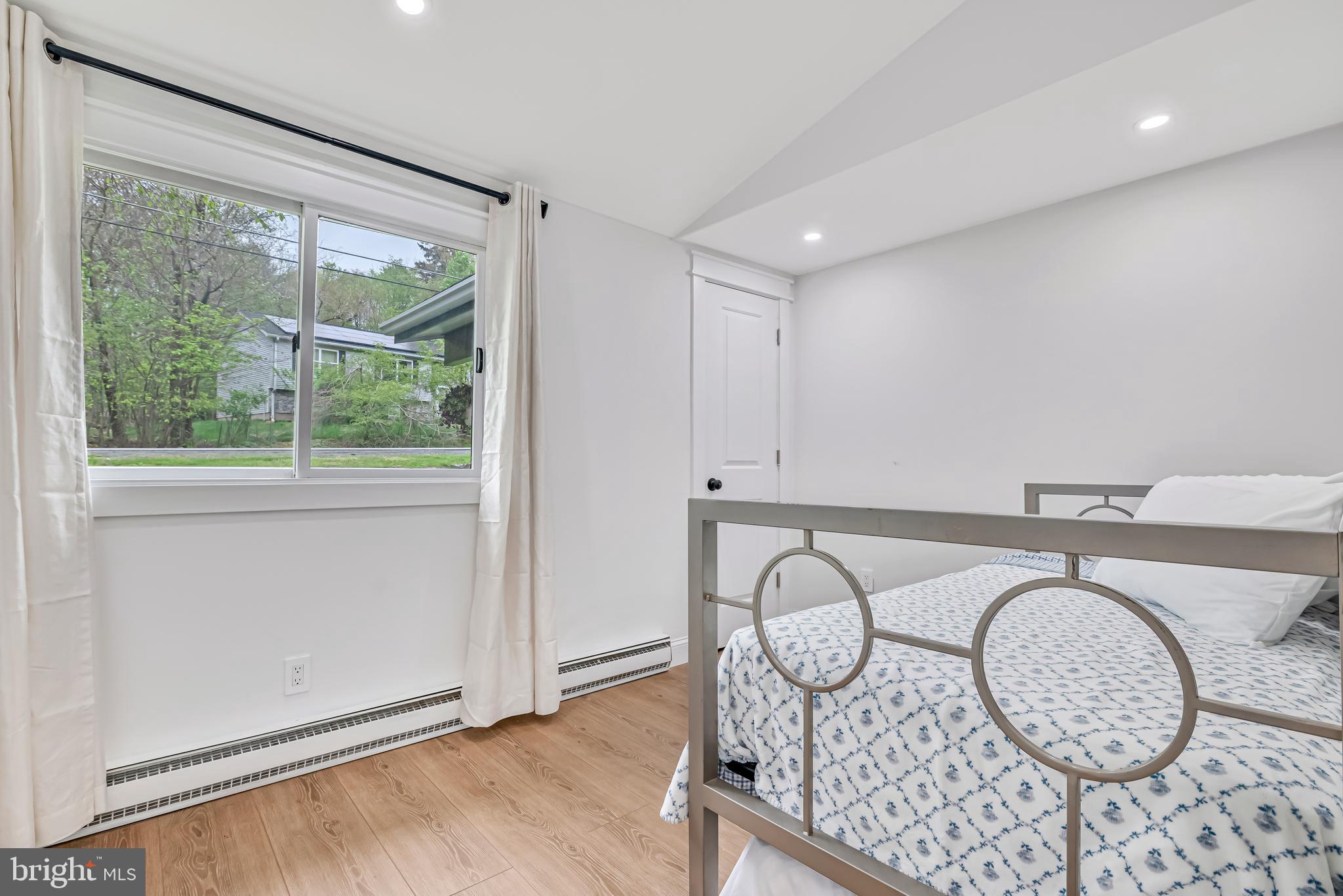 POCONO COUNTRY PLACE - Residential