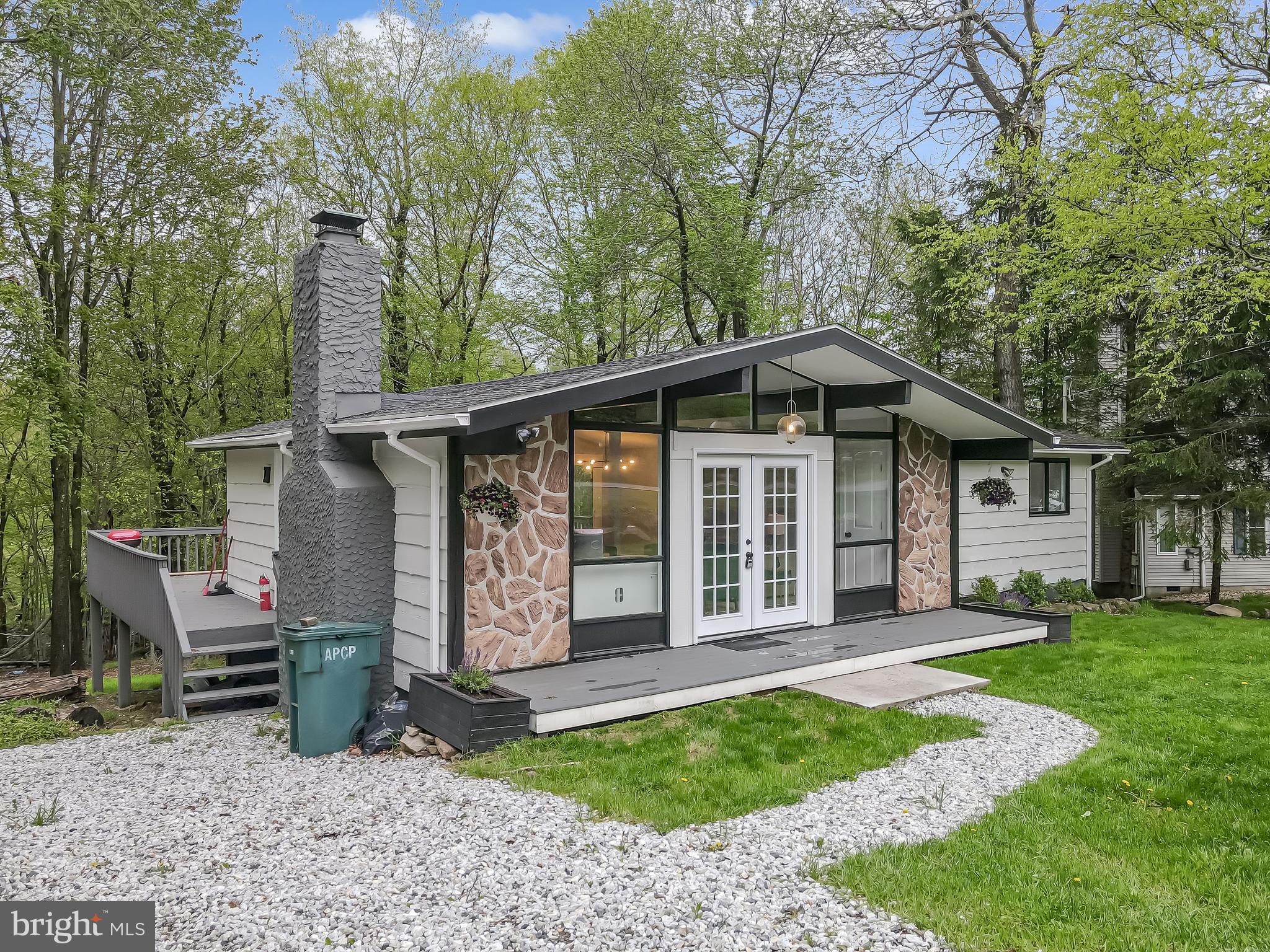 POCONO COUNTRY PLACE - Residential